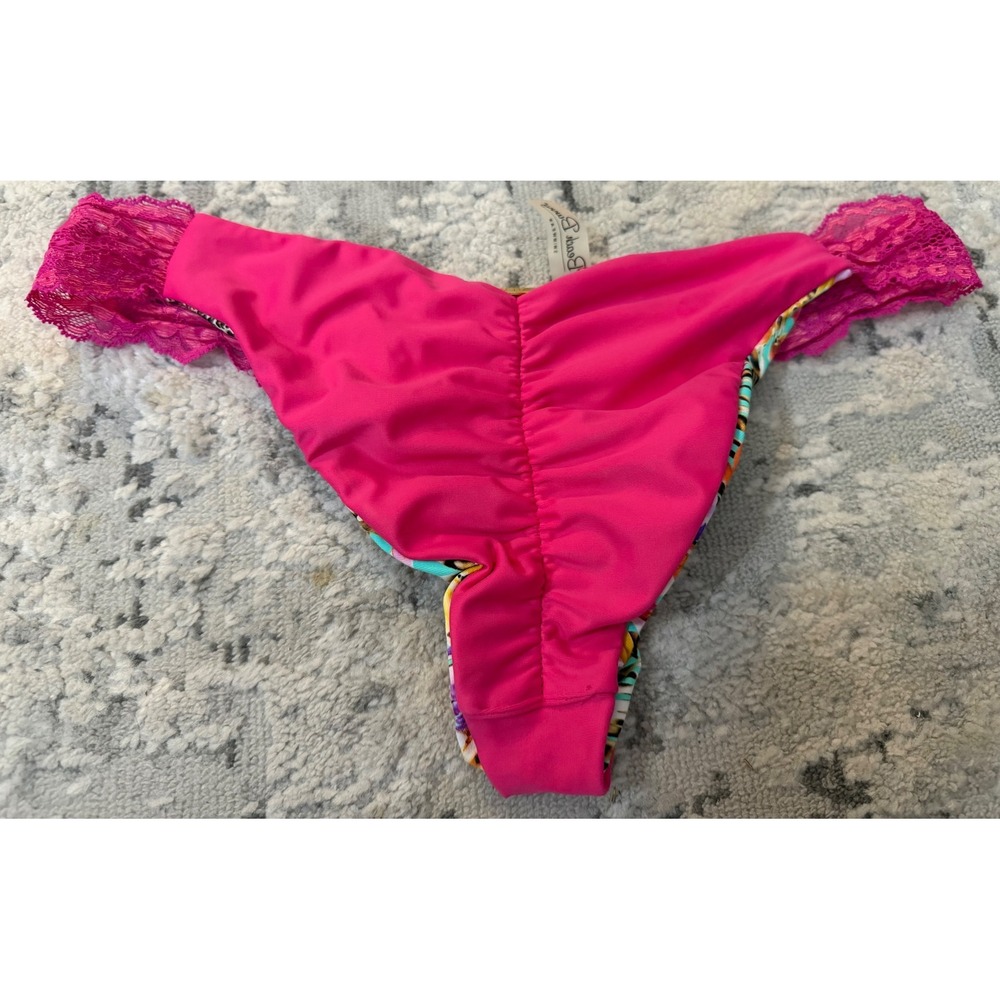 Beach Bunny Reversible Tropical Floral Leopard Lace Bikini Bottoms Pink L - Picture 4 of 5